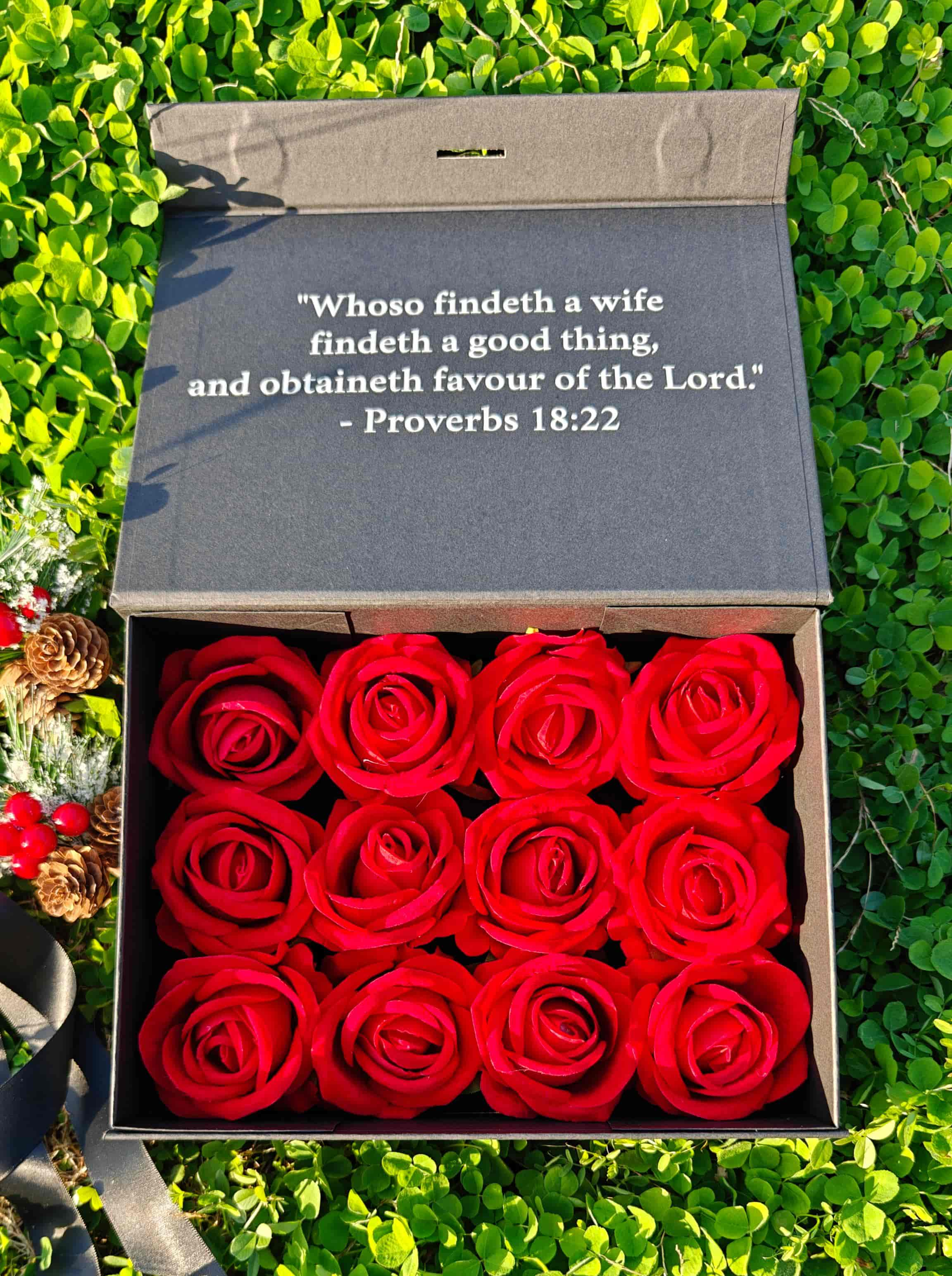 Unicher™ Bible Verse Rose Box – Best Gift of Faith and Love